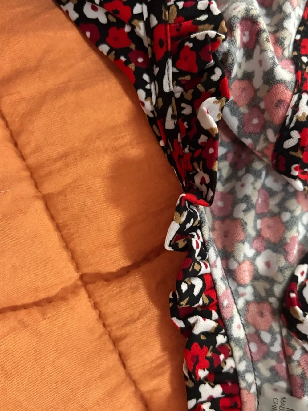 Anne Klein Red and White Floral Short-Sleeve Top